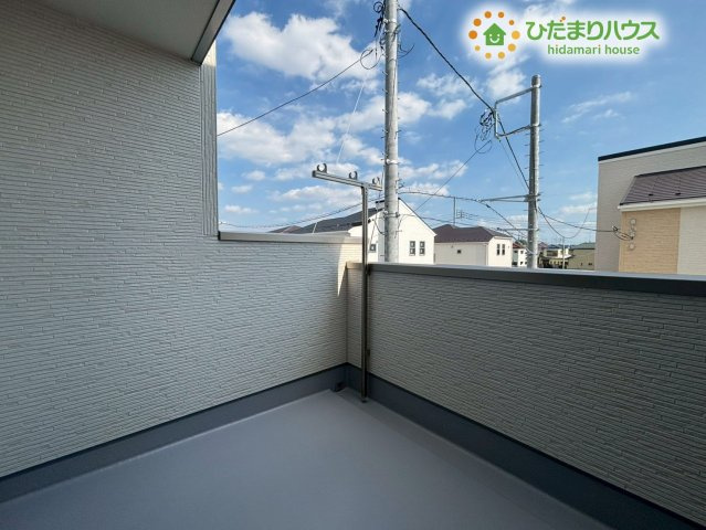 鴻巣市松原3期　新築戸建　リーブル02のバルコニー