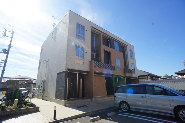 ガーデン・ヴィラ　Ａ棟