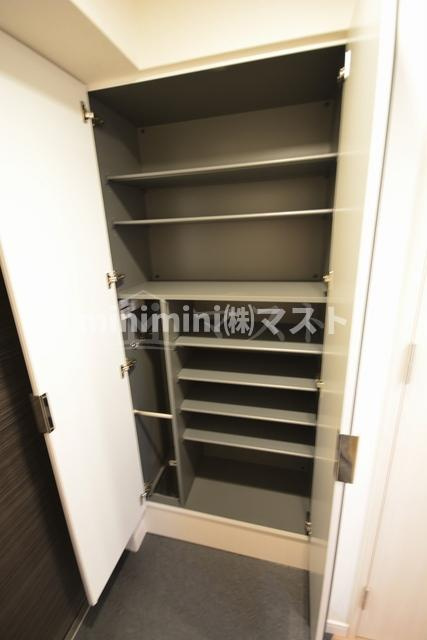 ララプレイス天王寺シエロの収納