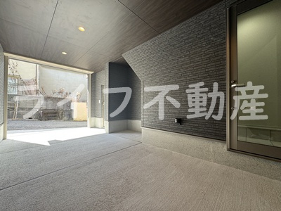 あんしん+VieM善根寺13-1035（ガレージハウス）の駐車場