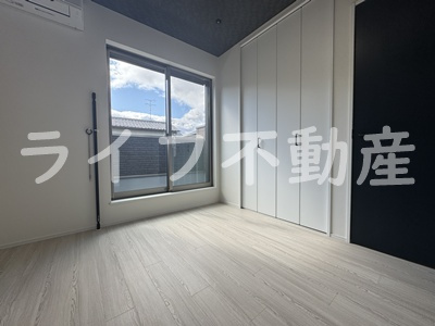 あんしん+VieM善根寺13-1035（ガレージハウス）の居間・リビング