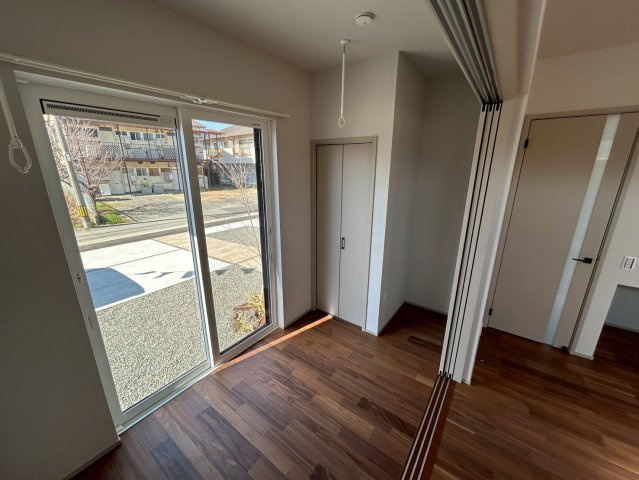 【居間・リビング】 | 南区上ノ郷1丁目　新築戸建て