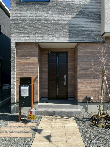 【玄関】 | 南区上ノ郷1丁目　新築戸建て
