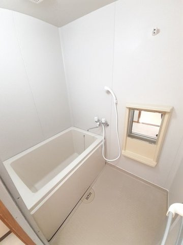 クレストール亀山の浴室|日々の暮らしに欠かせないお風呂です