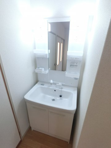 【独立洗面台】