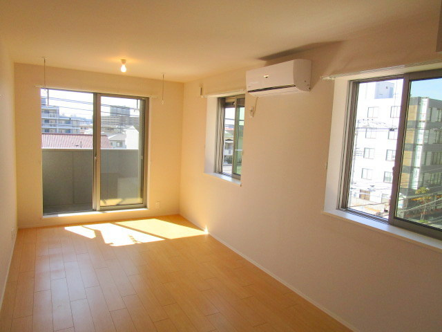 Bellecour ベルクールの居間・リビング