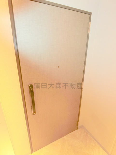 PREMIUM　CUBE大森TORISの玄関