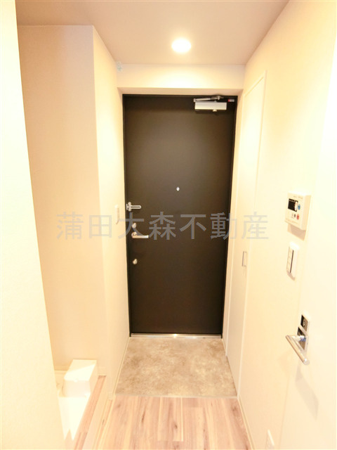 ロータス平和島Eastイーストの玄関