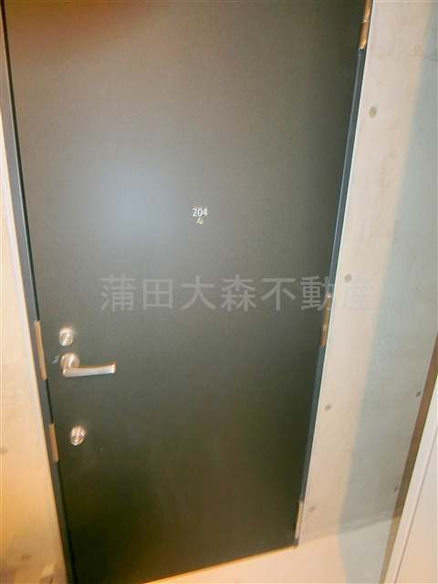 ロータス平和島Eastイーストの玄関