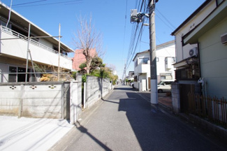 【前面道路含む現地写真】