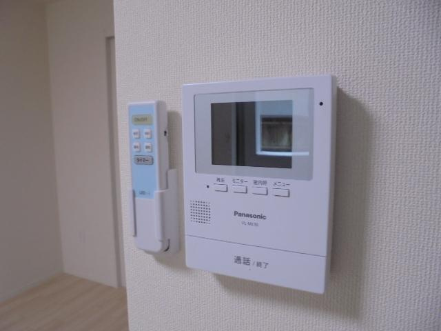 桜町フラッツのセキュリティ|カメラ付インターホン