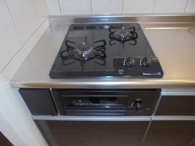 桜町フラッツのキッチン|ガスコンロ