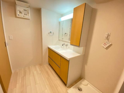 【洗面所】 | アンジュB | 洗面