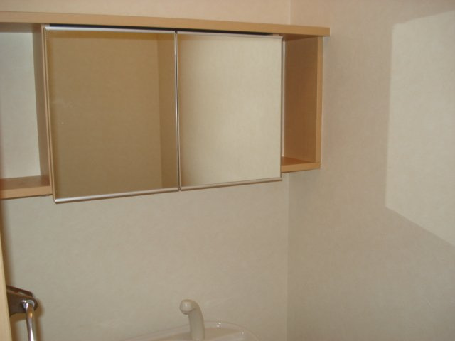メゾンアイリスの収納|トイレ収納