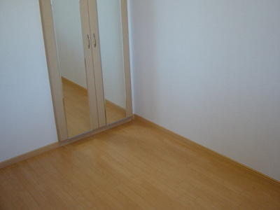 【寝室】 | メゾンアイリス | 洋室