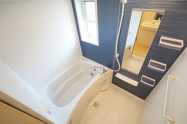 アバンツァ－トＭ　Ⅱの浴室