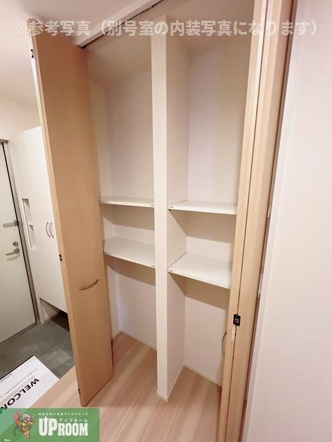 スクエアコートの収納