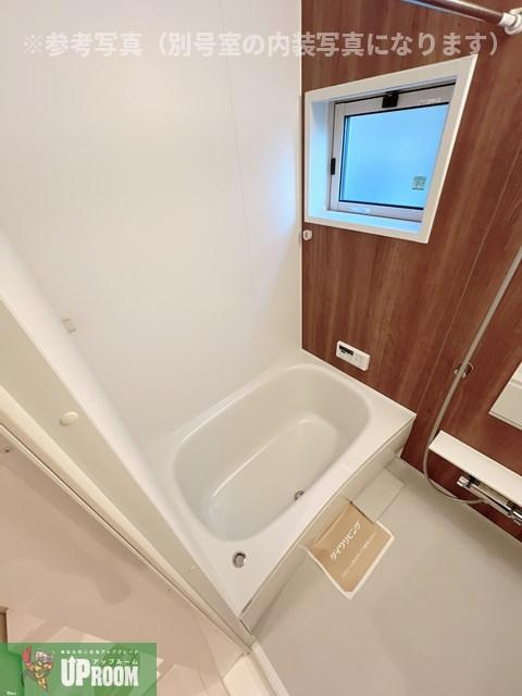 スクエアコートの浴室