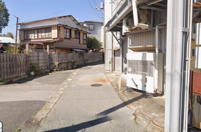 【周辺】 | 東金市東金　売倉庫 | 裏側道路
