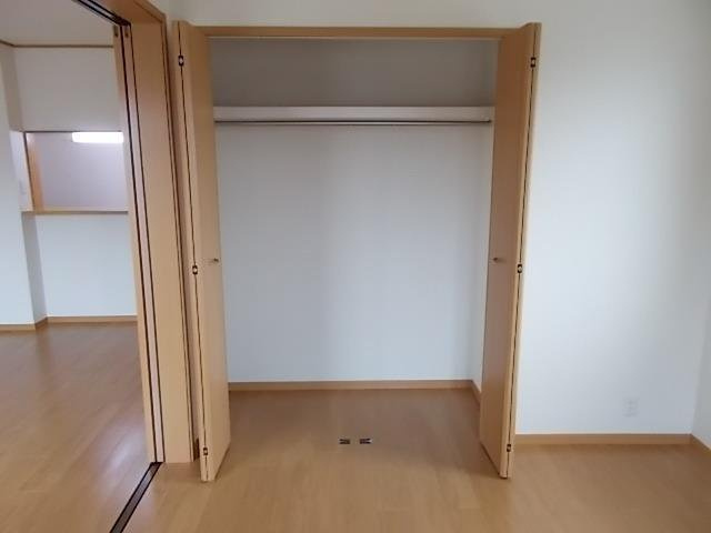 アルメリアＡの収納