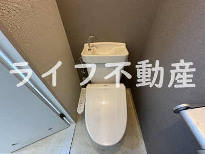 オーバン石切のトイレ|落ち着いたトイレです
