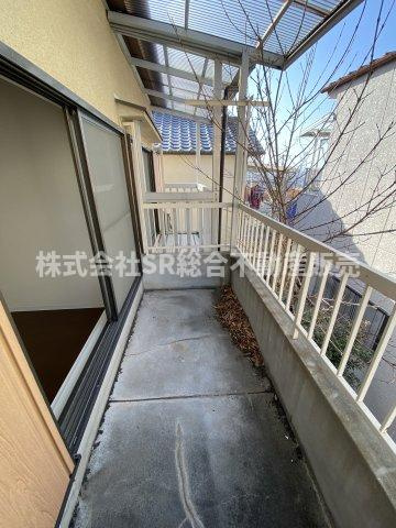上六万寺町中古戸建のバルコニー|外からの目を気にせず洗濯物が干せます！