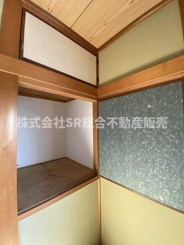 上六万寺町中古戸建の収納|こまごまとしたものを収納できそうですね
