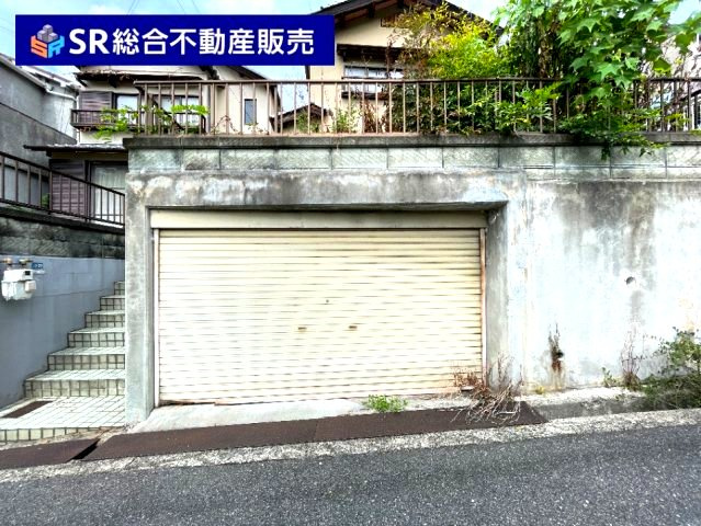 上六万寺町中古戸建の収納|こまごまとしたものを収納できそうですね