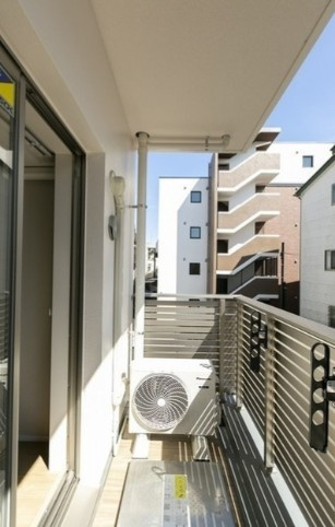 【バルコニー】