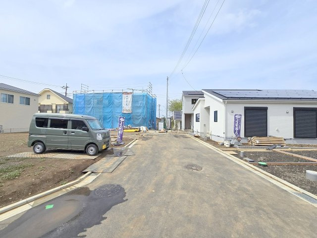 西多摩郡瑞穂町高根　全4棟の前面道路含む現地写真
