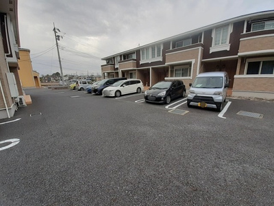 【駐車場】 | ベリーヒルズＡ | 駐車場