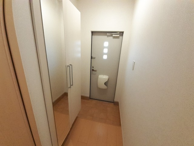 ノーヴァ・トワーレの玄関|玄関