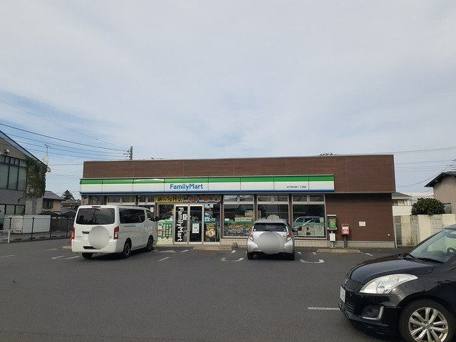 セカンドハウスⅡの周辺|ファミリーマートまで450m