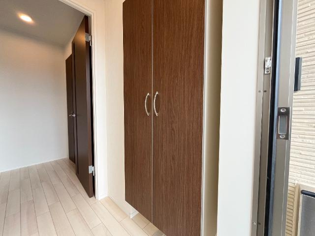 仮）水戸市酒門町新築アパートの収納|シューズBOX（イメージ）