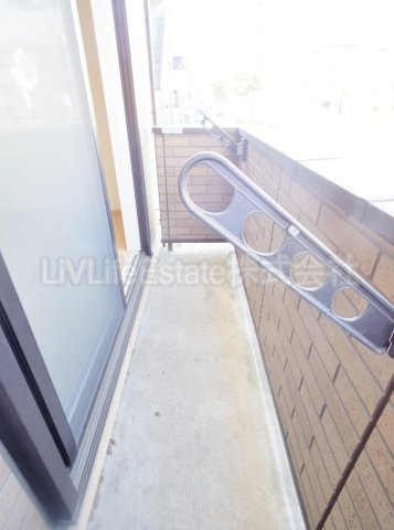 西東京市新町２丁目のアパートのバルコニー