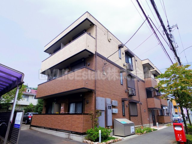 西東京市新町２丁目のアパートの外観