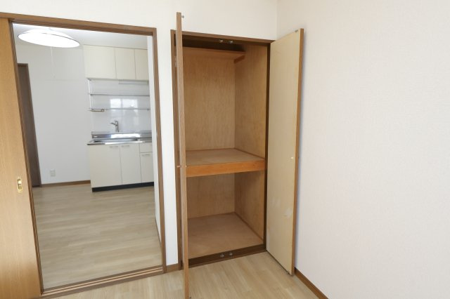 ロジュマン松本の収納