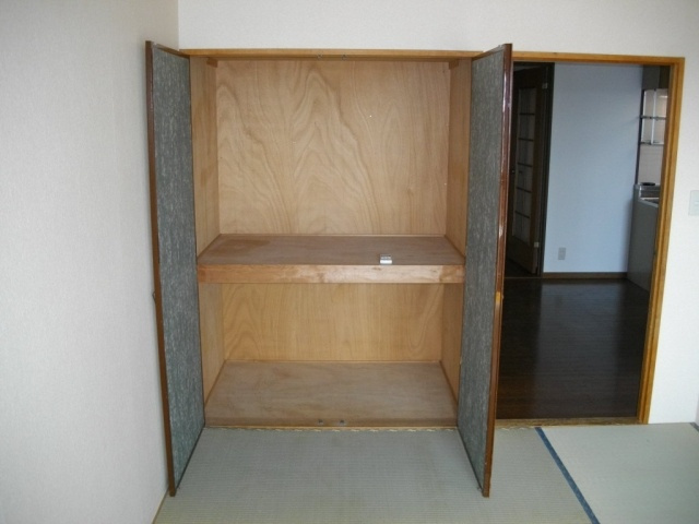 ロジュマン松本の収納