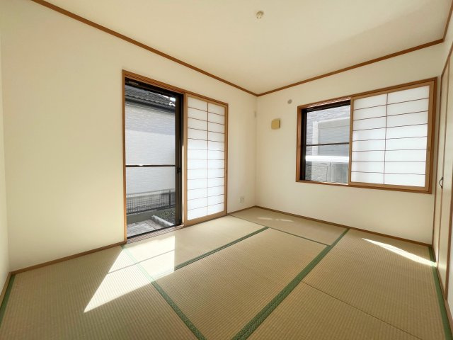 中富南　中古戸建の和室|畳の上でゆっくりとくつろげる和室です
