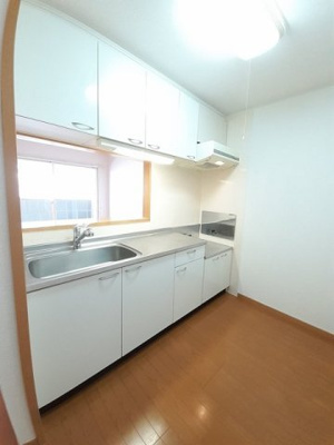 【キッチン】 | ヴィラージュ | キッチンでお料理をお楽しみください