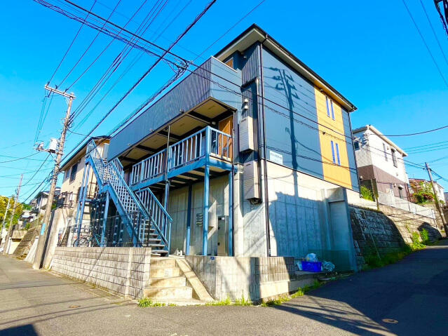 川崎市麻生区高石２丁目のアパート