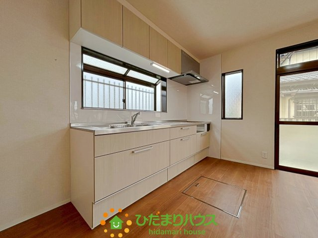 古河市中田　中古一戸建てのキッチン