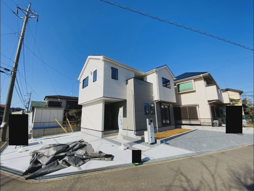 八街富山　第１期　新築戸建ての前面道路含む現地写真