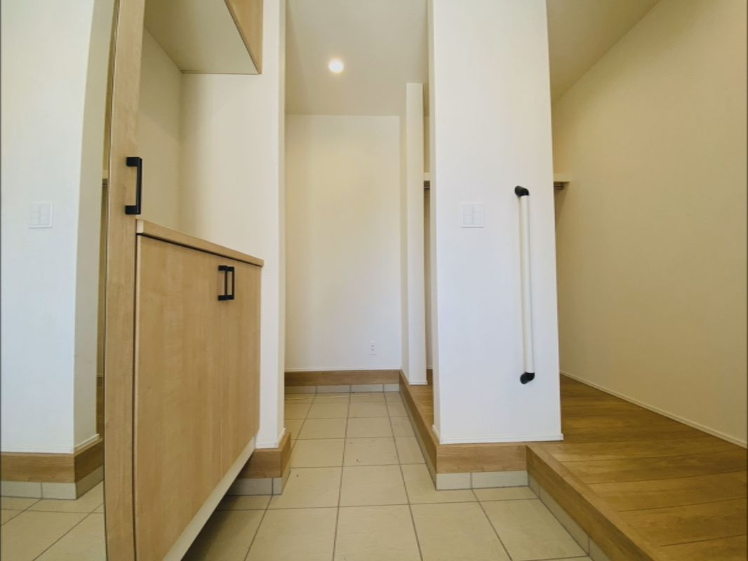 八街富山　第１期　新築戸建ての玄関