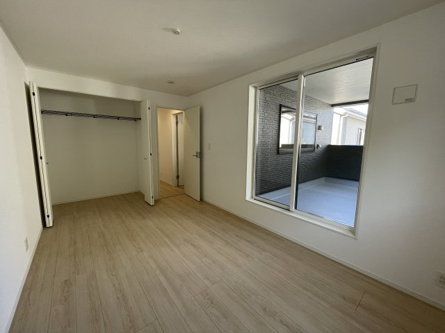 【内観：施工例】 | 【新築分譲住宅　～クレイドルガーデン～】 山形市松波　第4　☆全4棟☆ | 【Style Room】
家族一人ひとりの大切なプライベート空間。趣味・感性で個性的に飾って頂けるようシンプルに仕上げてあります。自分時間を充実させながら心豊かなひとときを過ごすための大切な空間。