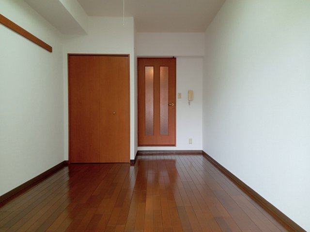 川崎市麻生区上麻生５丁目の賃貸マンションの寝室