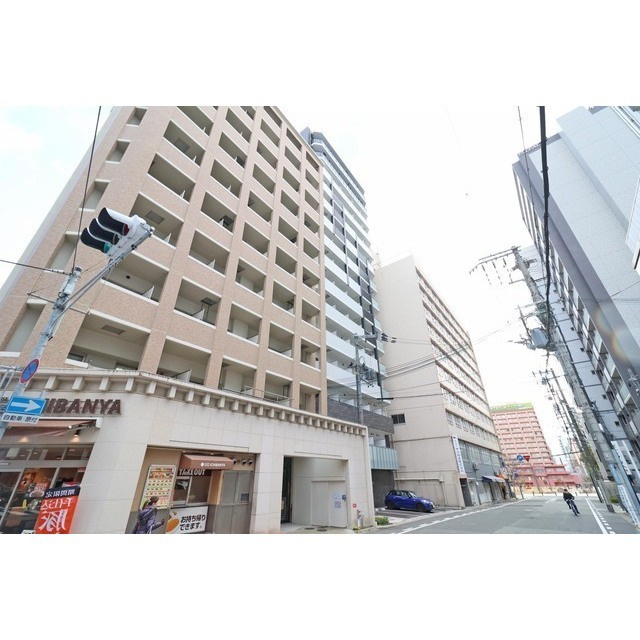 アドバンス三宮パルマの外観|外観もきれいです