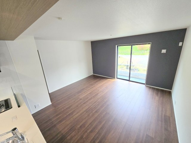 西多摩郡瑞穂町高根　全4棟の洋室