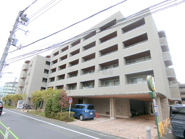 コスモリード西馬込の外観|2005年2月築　RC鉄筋コンクリート造地上9階建て総戸数77戸の人気賃貸
東京都大田区仲池上1丁目　都営浅草線西馬込駅徒歩11分