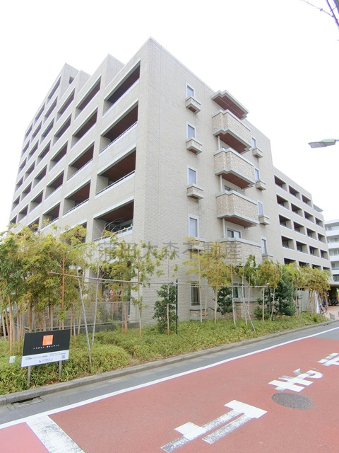 コスモリード西馬込の外観